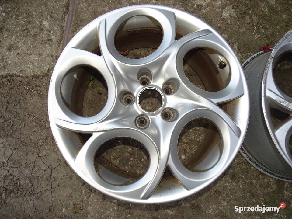 Felga Alfa Romeo Giulietta 17 5x110 50534210 aluminiowe Radziszów
