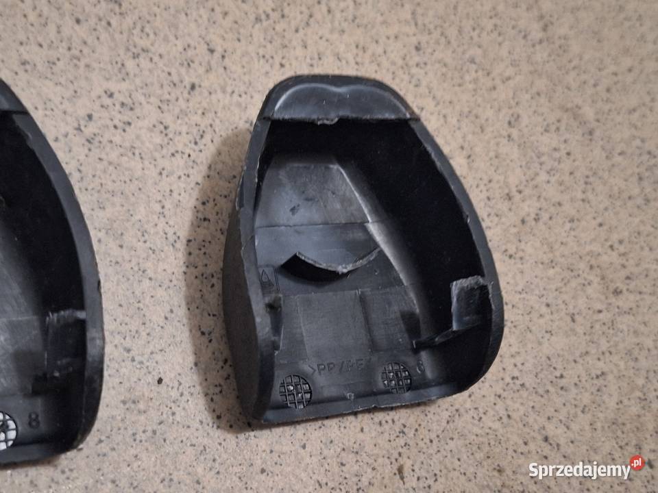 Lexus RX II osłona mocowania pasa 7323333010 RX Toruń