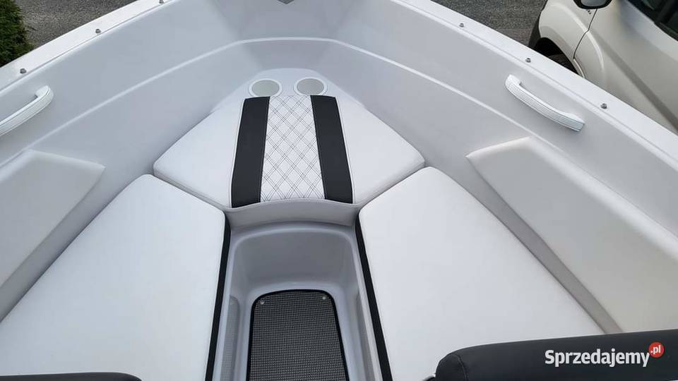 Motorówka Glastron GTX 185