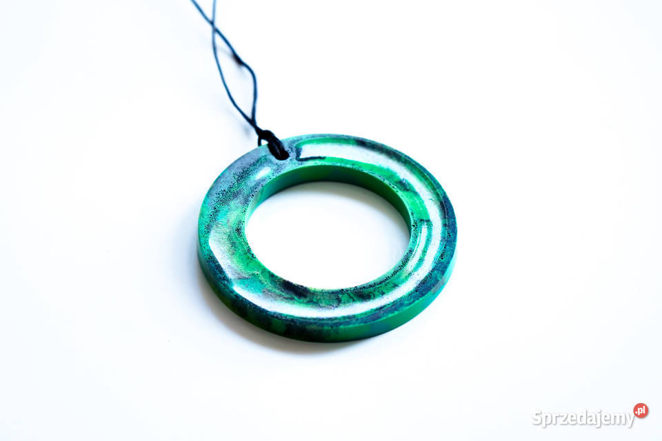 Duży kolorowy wisior 6 lekko świecący w Warszawa sprzedam