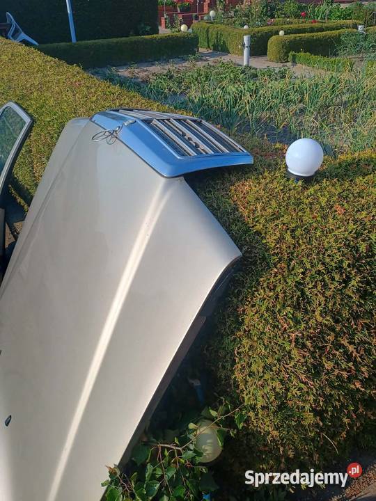 Maska przednia Mercedes w 124 dolnośląskie Pęcław