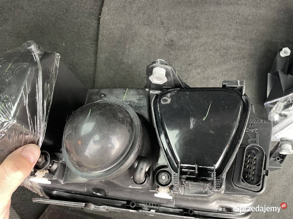 Reflektory przód VW Passat B5 FL nowe lampy DEPO małopolskie Bobrek sprzedam