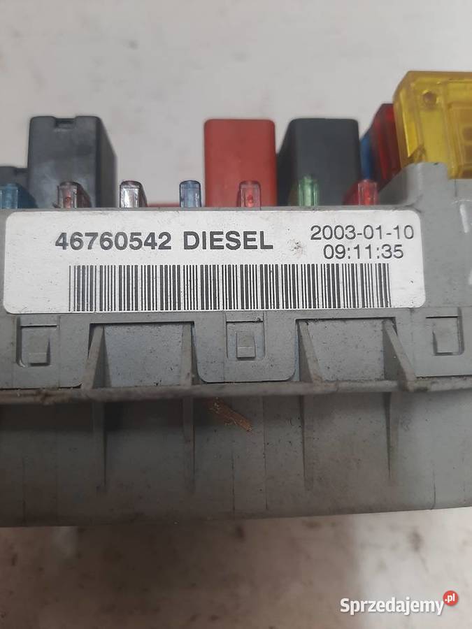 Fiat Doblo 19 JTD skrzynka bezpieczników osobowe Ksawerów