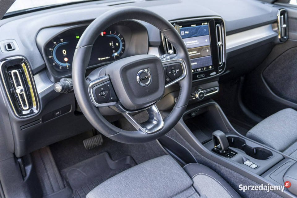 Volvo XC 40 Volvo XC40 B4 197 FV23 Gwaranacja12M immobilizer Volvo Łódź