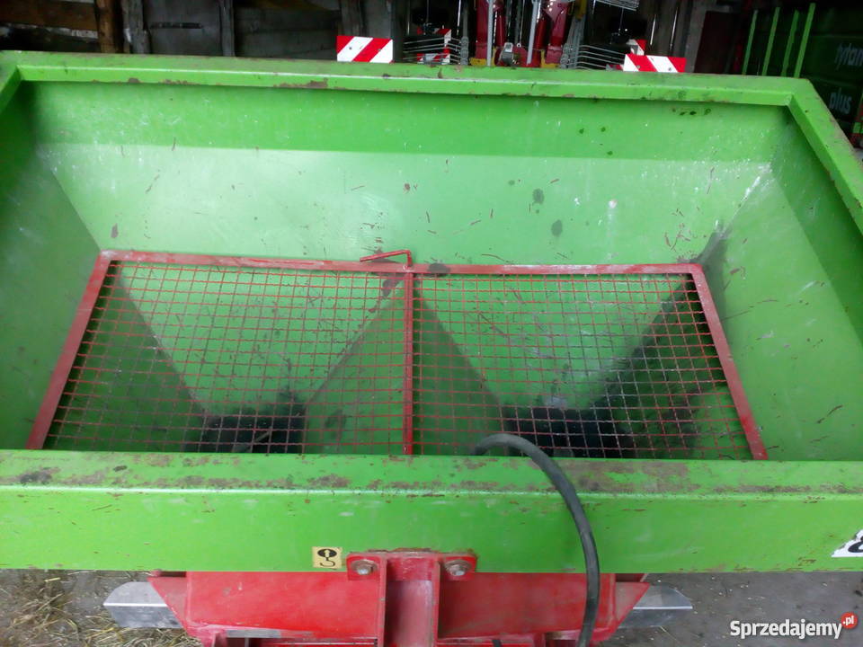 Rozsiewacz Strumyk 800l Danowo