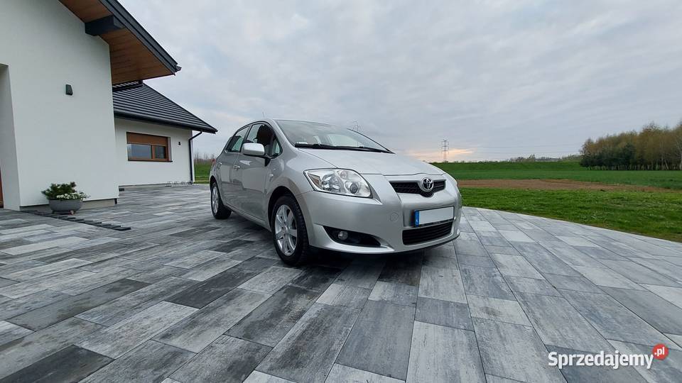 Toyota Auris 16 VVTi pięknie utrzymana serwis 124KM Auris sprzedam
