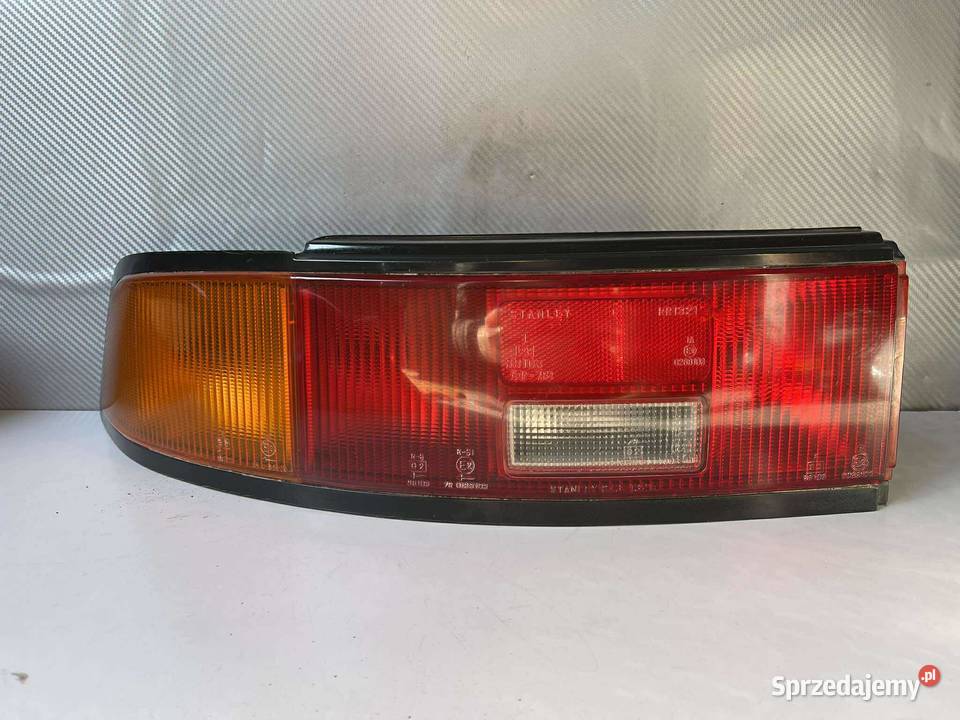 MAZDA 323F LEWA LAMPA LAMPA TYŁ Ostroróg