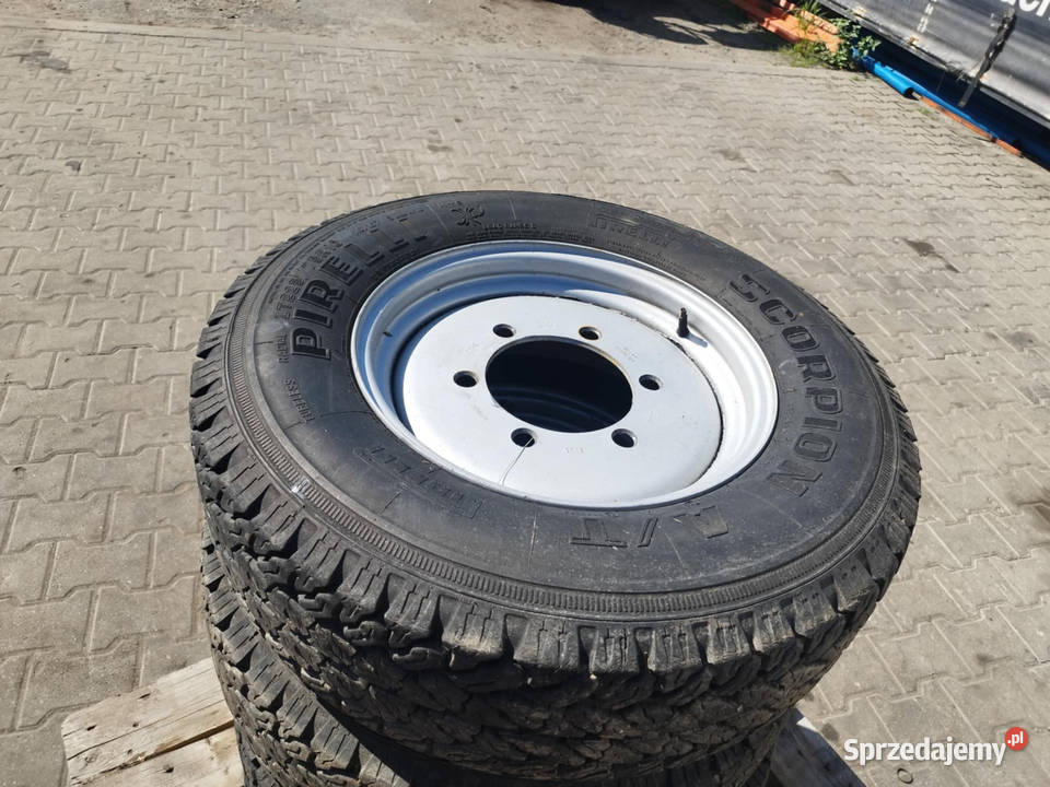 Felga Stalowa Mefro 6JX16H2 ET35 z oponami