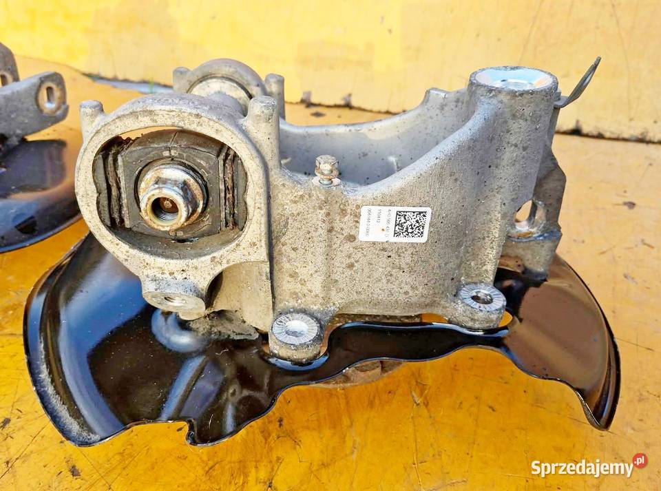 AUDI A8D4 PIASTA LEWY PRAWY TYŁ 4H0505431D Radom