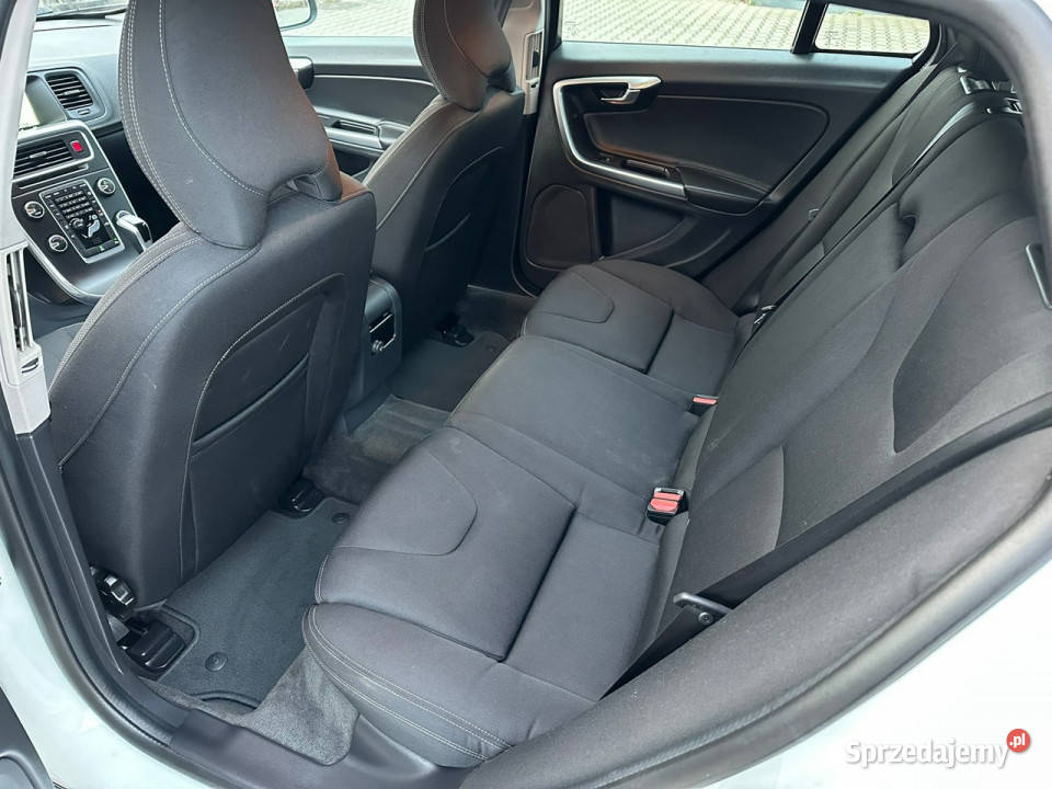Volvo V60 20d120LIFTBOGATA NaviAlu17Super I Ostrowiec Świętokrzyski sprzedam