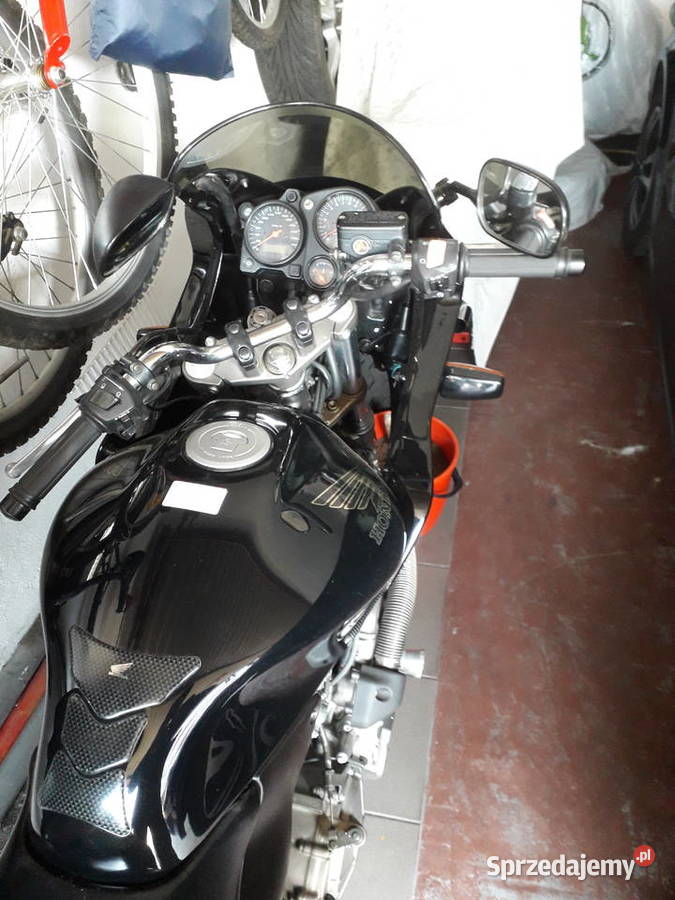 sprzedam motor garażowany śląskie