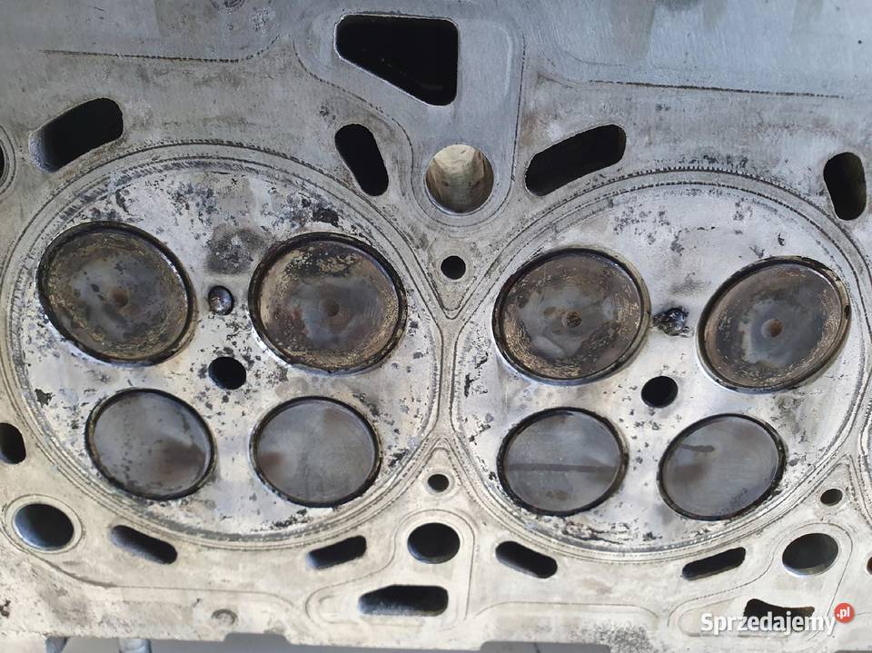 GŁOWICA CYLINDRÓW Opel Astra H III VECTRA C 19