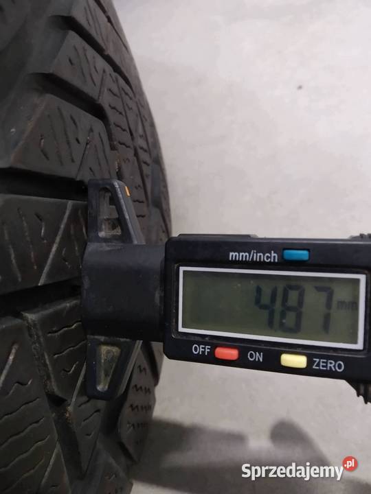 2x OPONA ZIMOWA PIRELLI SOTTOZERO 25540R19 1019 świętokrzyskie