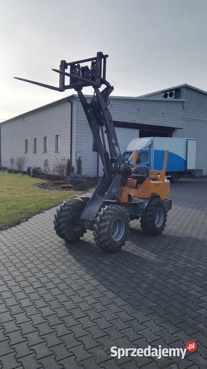 Ładowarka kołowa GIANT V451T