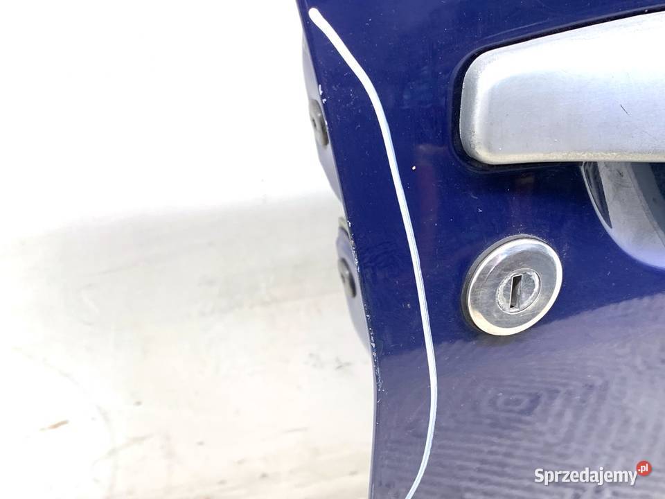 DRZWI PRAWY PRZÓD DACIA SANDERO Hatchback BLEU