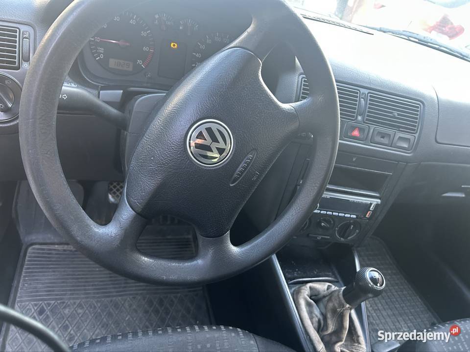 Vw golf 14 benzyna 4 drzwi dolnośląskie sprzedam