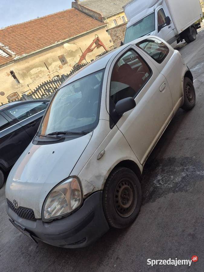 Toyota Yaris 14 D4D z katalizatorem fabrycznym Brzeg sprzedam