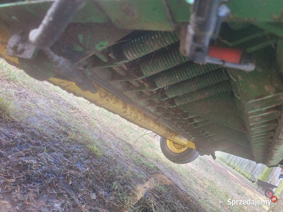 Prasa pasowa John Deere 590 Welger Rozsiewacz nieuszkodzony Nur