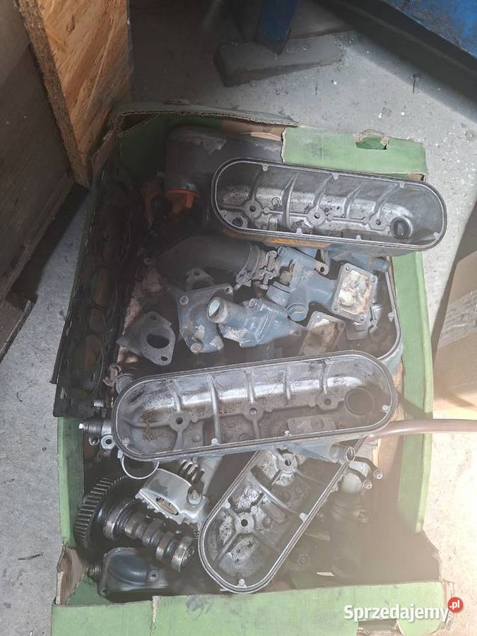 Kubota D905 D1105 v1505 części słupki Silnik i osprzęt śląskie Cieszyn