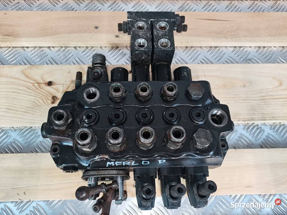 Rozdzielacz hydrauliczny Merlo P Monoblok Wilkowo