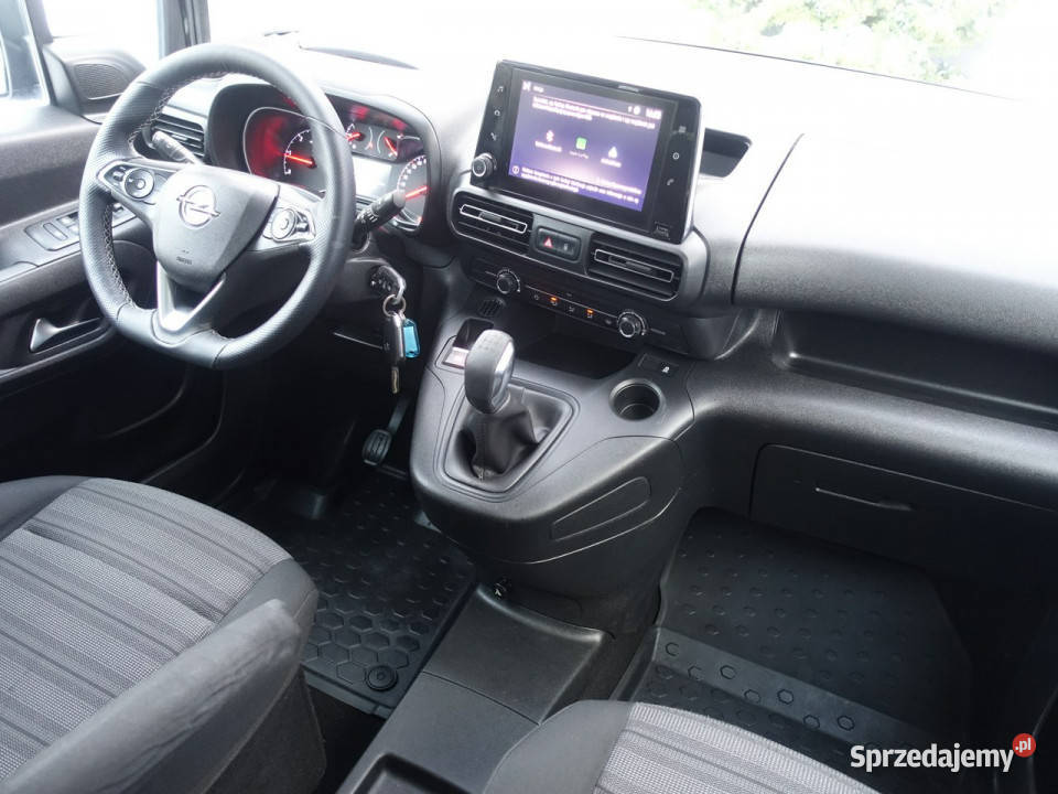 Opel Combo 15D Ledy Alu Klimatronik CarPlay Częstochowa