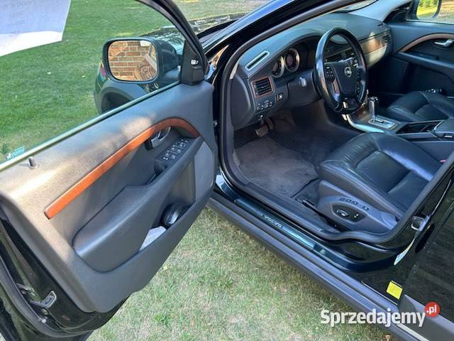 Volvo xc70 32LPG 2011r Aukcja grzecznościowa czarny Bełchatów