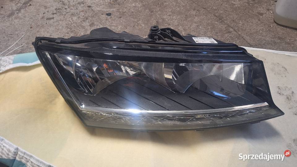 Lampy prawa i lewa skoda fabia 3 lift 6v1 90KM Wieluń