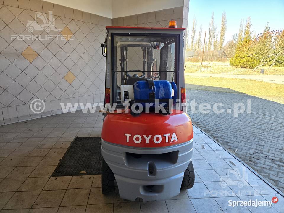 Wózek Widłowy TOYOTA 6FG25 Kabina Przesuw TOYOTA Lędziny