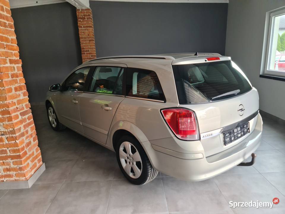 Sprzedam Opel Astra Kombi 18 Automatic nieuszkodzony Żarki