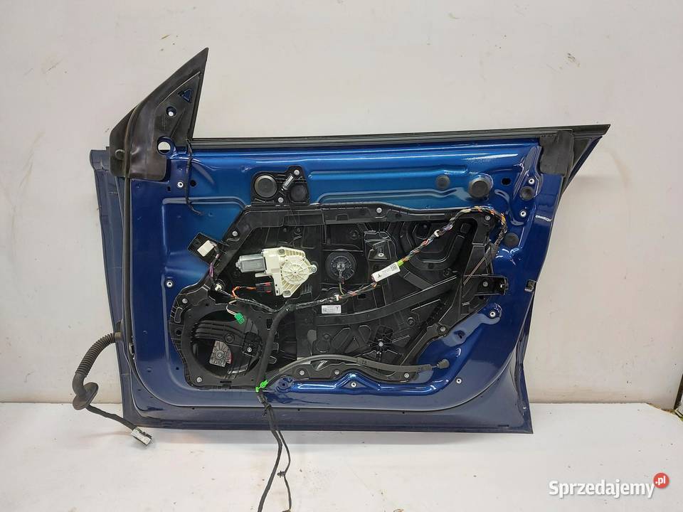 TESLA MODEL Y 2024r DRZWI PRAWE PRZÓD SZYBA osobowe