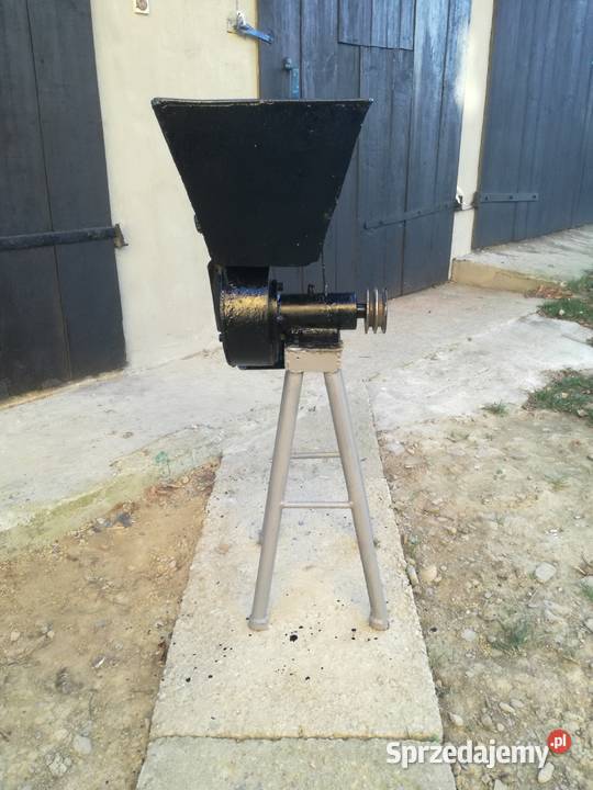 Śrutownik do zboża Stróżna