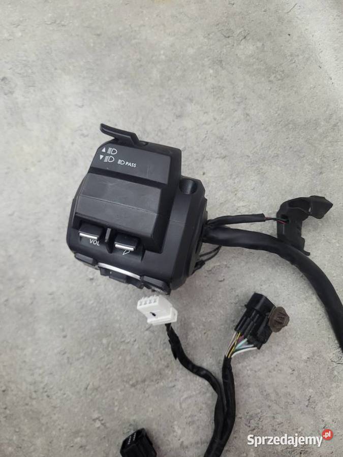 HONDA GOLD WING GL1800 SC79B 1823 OEM LEWY Nowy Tomyśl sprzedam