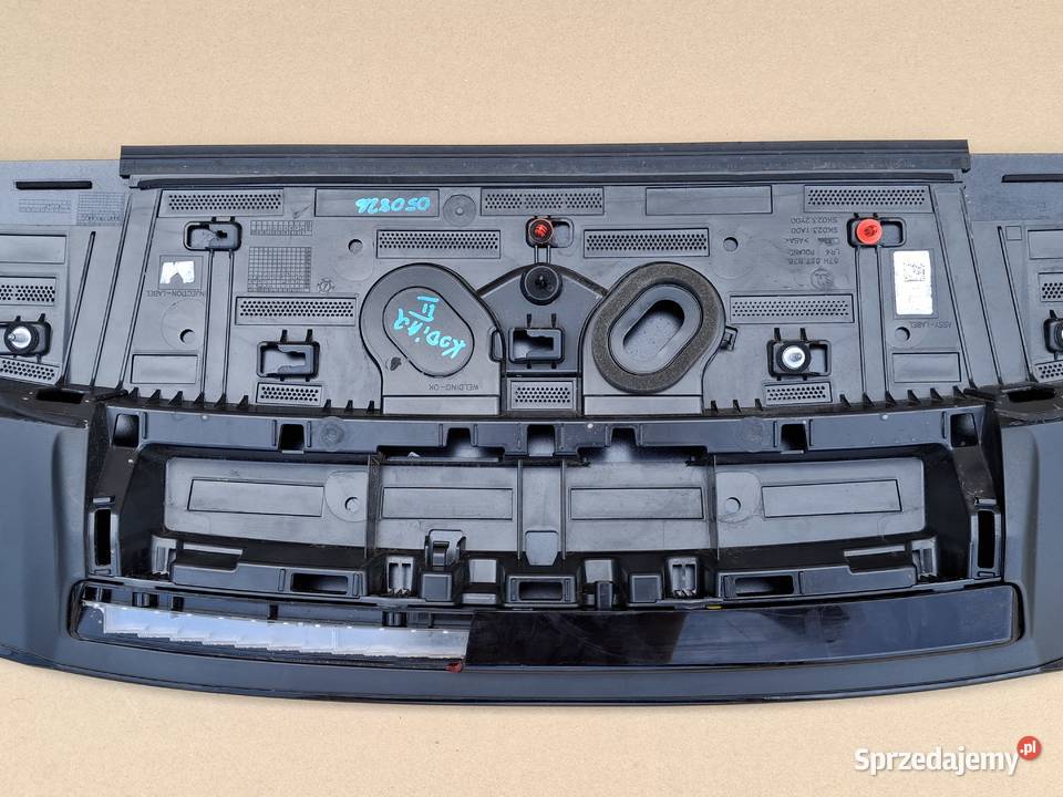 SKODA KODIAQ II 2 LOTKA SPOILER DASZEK KLAPY TYŁ Bieleń
