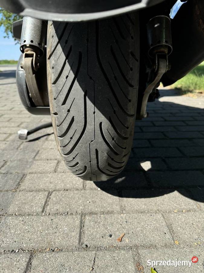 Suzuki Burgman 650 Executive Suzuki Dębno