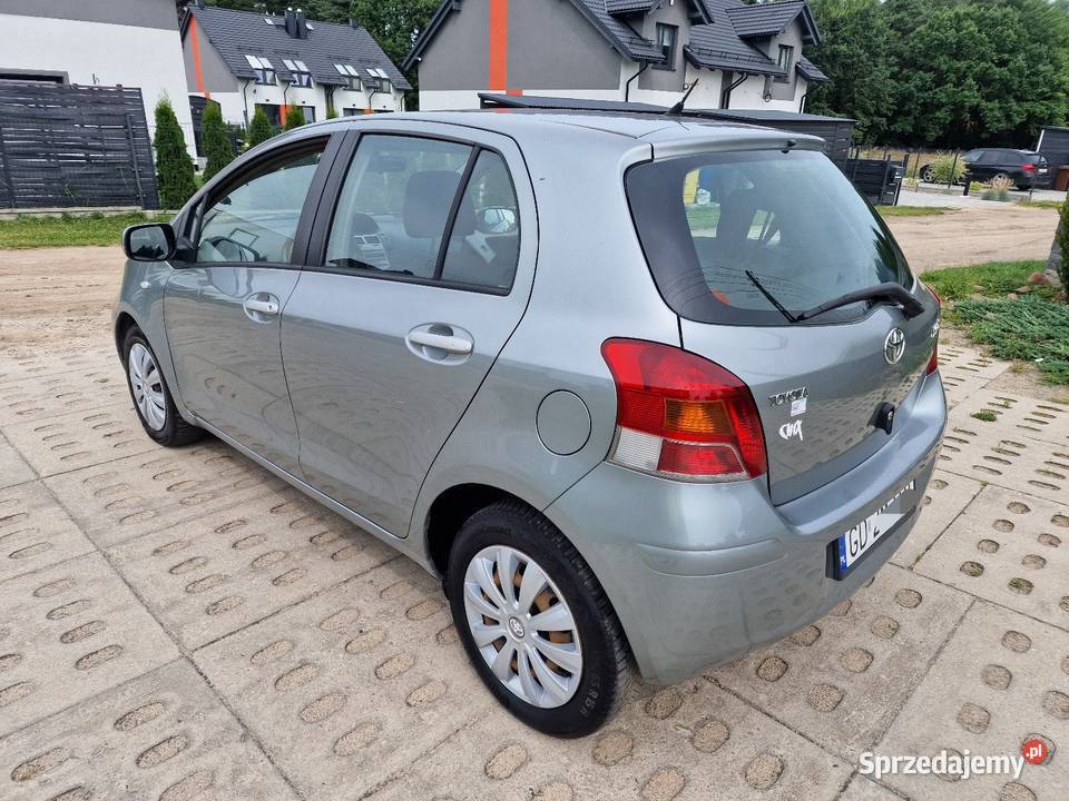 Toyota Yaris II LIFT 13SalonPlbez korozji autoalarm Niestępowo