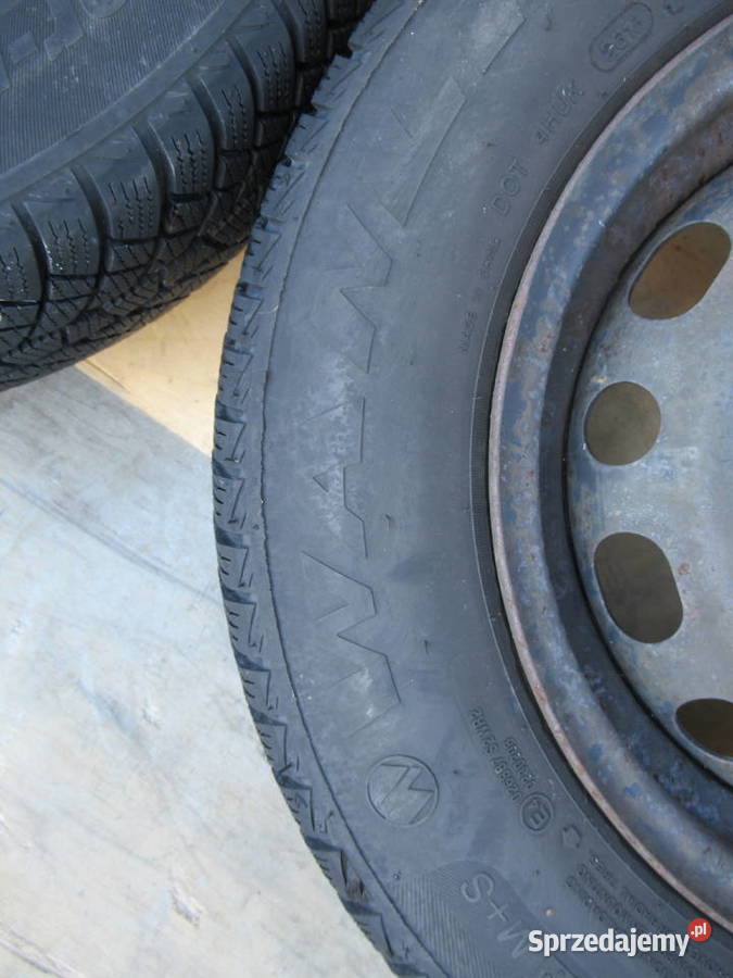 opony zimowe z felgami Opel Corsa C 15580R13 Samochodowe Bieliny sprzedam