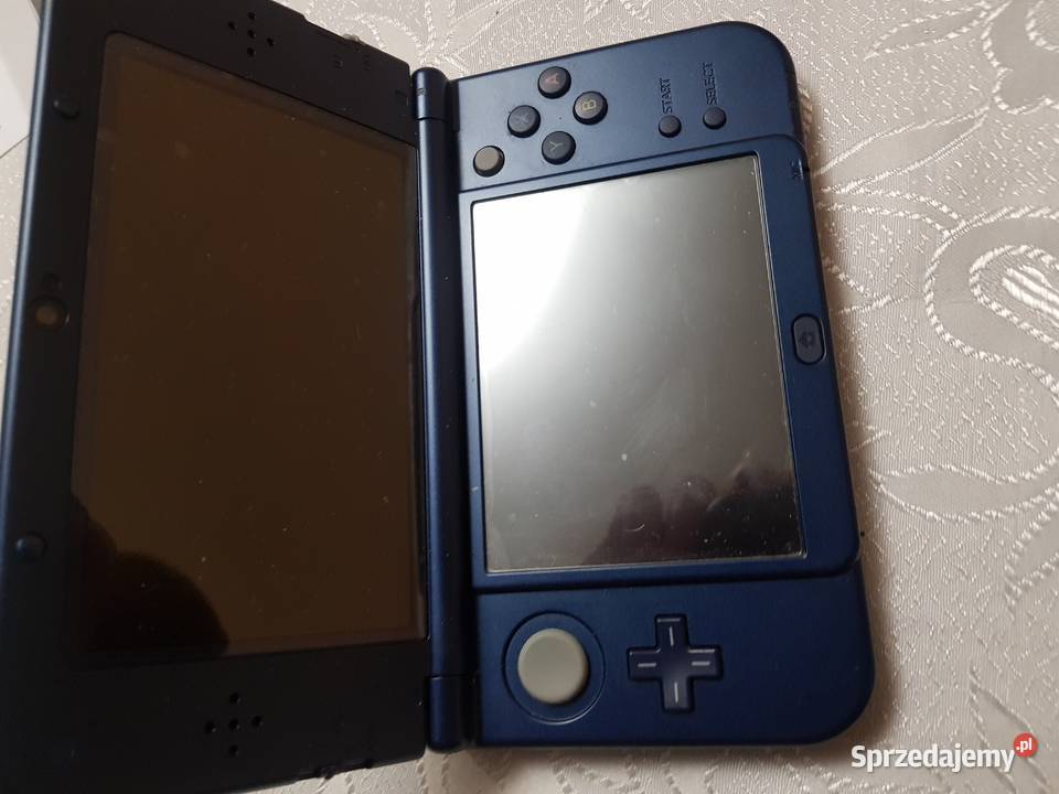 Nintendo 3DSi XL on sale