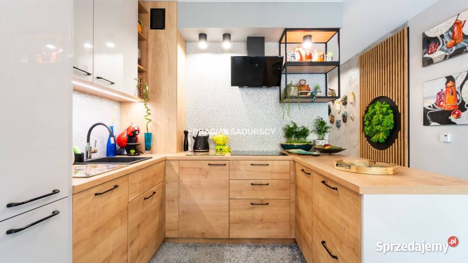 Sprzedaż mieszkania Myślenice Zacisze 81m2 4pok