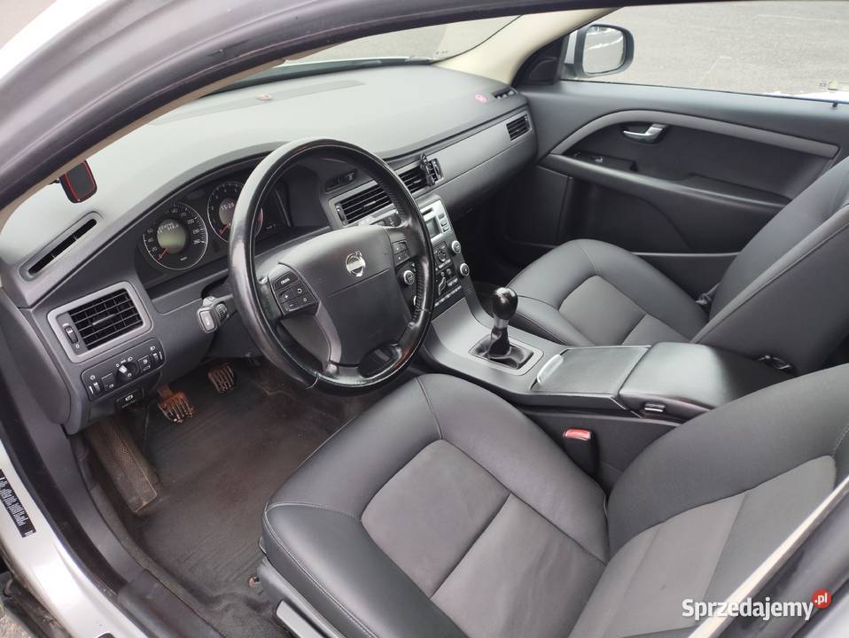 Volvo V70 20 benzyna ze Szwecji manual tempomat 225000km zachodniopomorskie Koszalin