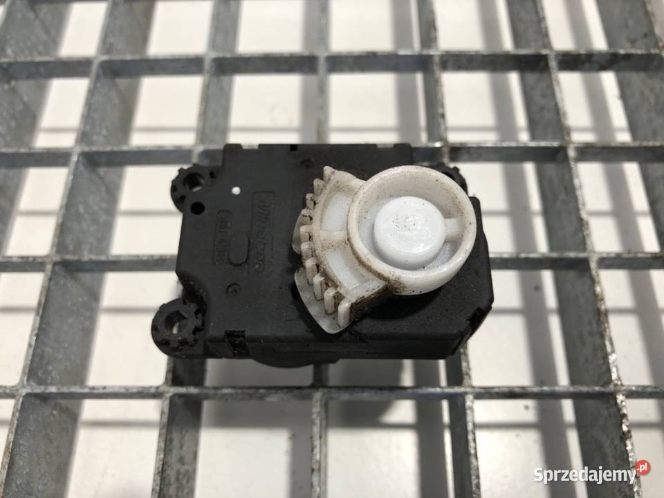 SILNICZEK NAWIEWU RENAULT A21201700 MASTER III osobowe