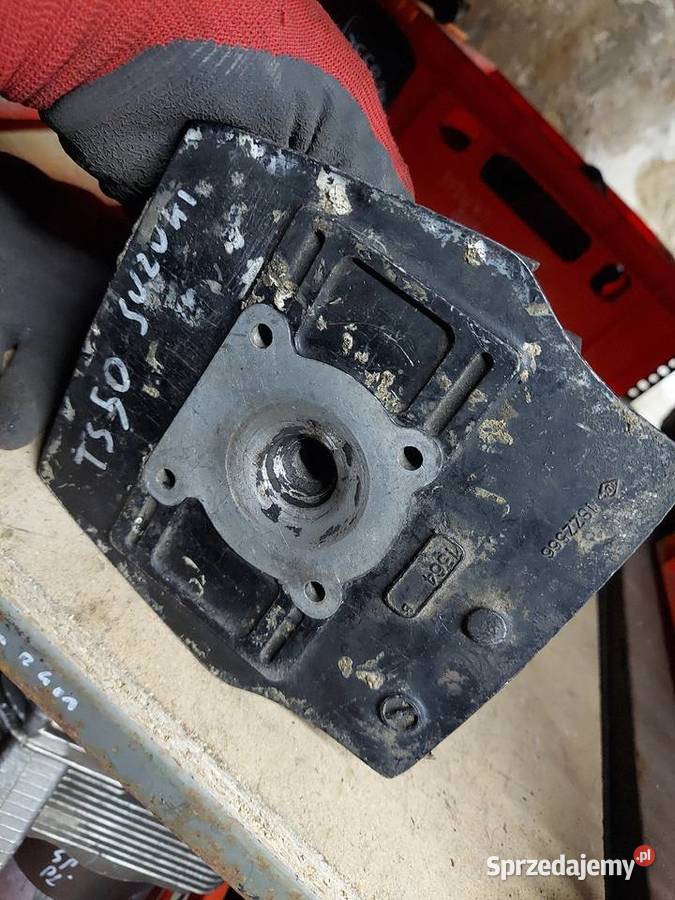 Suzuki TS 50 głowica pokrywa górna Góra silnika Jelenia Góra