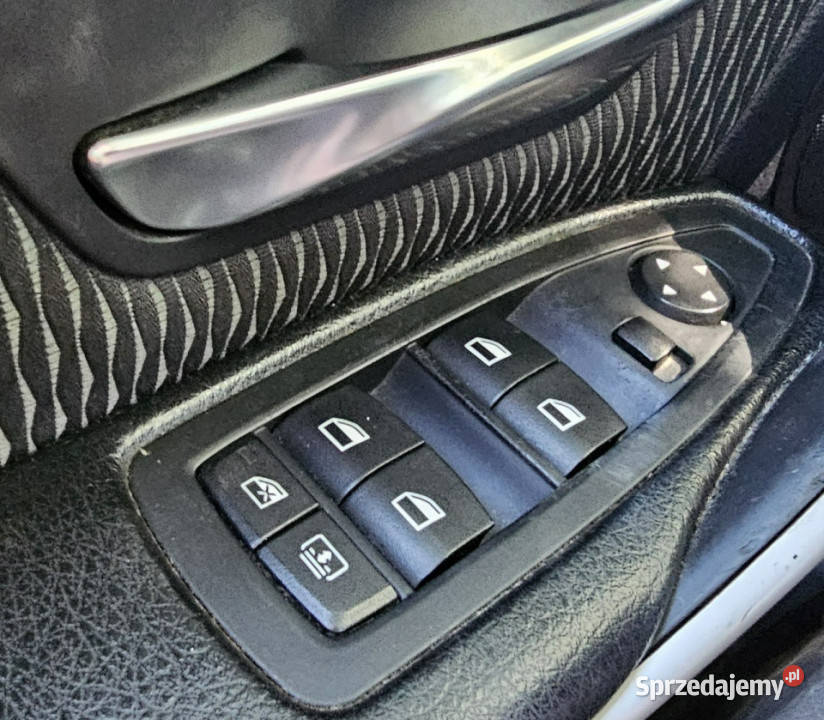 BMW 330 BMW 330D xDrive ładny stan 4x4 sedan F30 BMW Chełm Śląski