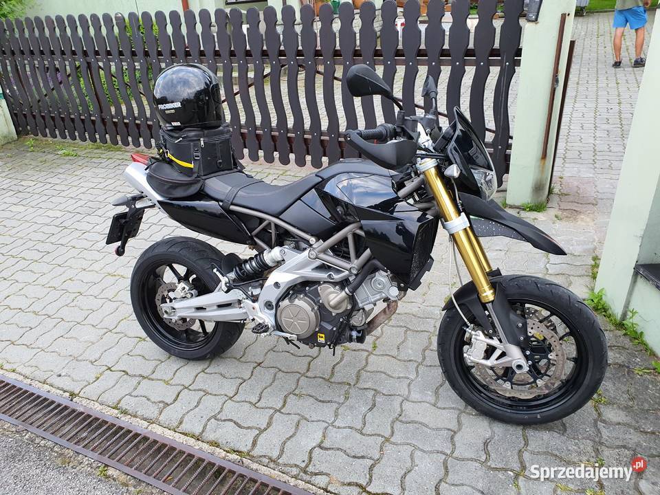 Aprilia Dorsoduro 750