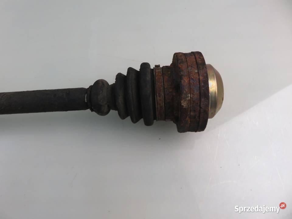 PÓŁOŚ LEWA TYLNA AUDI A4 B7 30 TDI