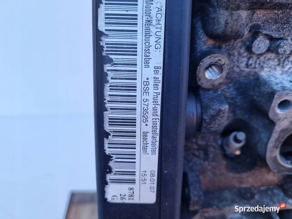 SILNIK VW Jetta III V 16 8V 102 padnięta