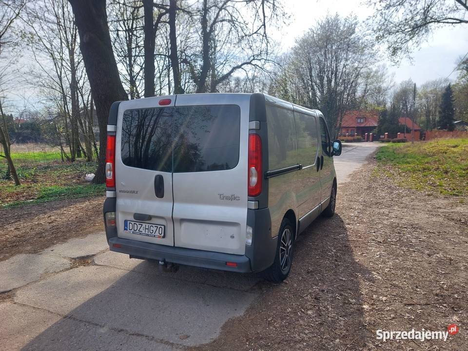Doinwestowany Renault Trafic Vivaro 20 dci 114 opolskie