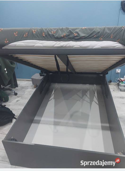 Sprzedam łóżko dolnośląskie Strzegom sprzedam