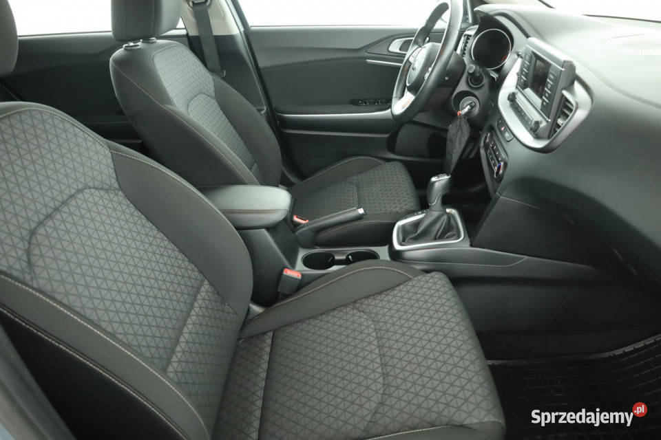 Kia Ceed 16 CRDi MHEV sprzedam