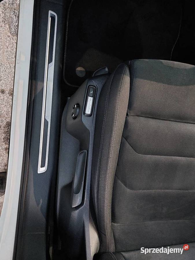VW Tiguan 20tdi 4 motion r line elektrochrom. lusterka boczne Iwanowice sprzedam