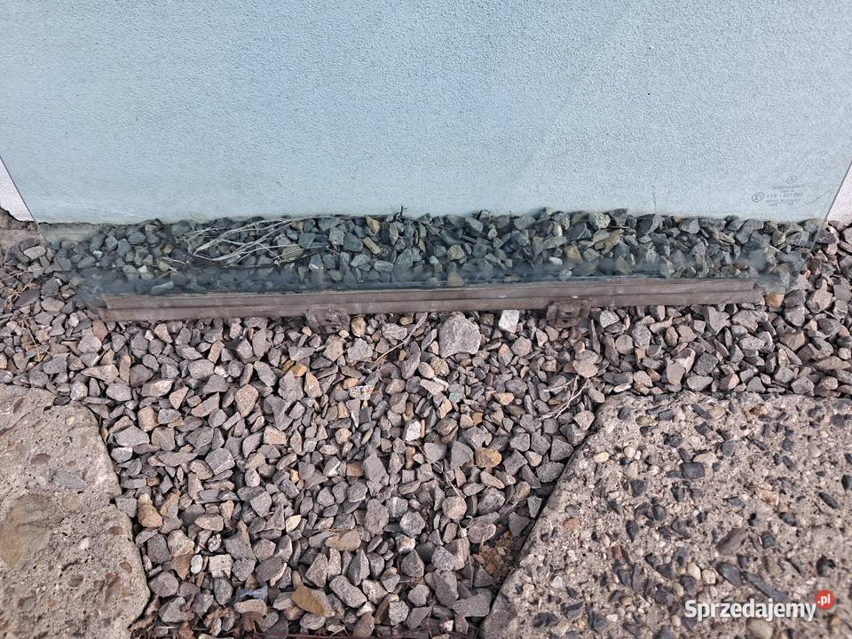 SZYBA TYLNA PRAWA ZIELONA MERCEDES W123 Cieszyn